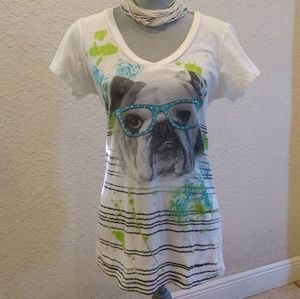 Bulldog V-Neck Tee